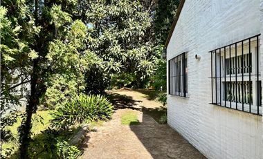 PINAMAR -  CASA EL HORMIGUERO UBICADA A 300 MTS DEL MAR