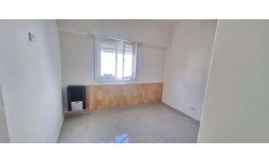 Casa 3 ambientes con Garage y quincho reciclada!! Barrio  Parque Luro