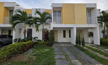 Casa En Venta Tulipanes Del Castillo