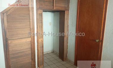Casa en  Venta en Jardines del Alba, Cuautitlan Izcalli JL 26-2665.