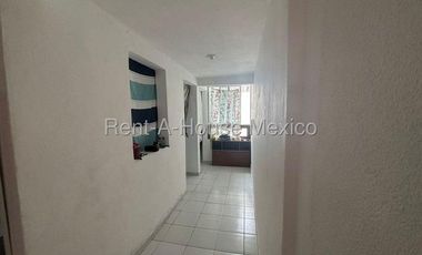 Casa en Venta en Ciudad Orienten, Ecatepec de Morelos CR 26-2671.
