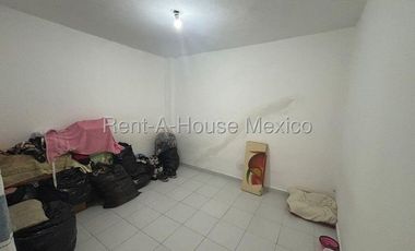 Casa en Venta en Ciudad Orienten, Ecatepec de Morelos CR 26-2671.