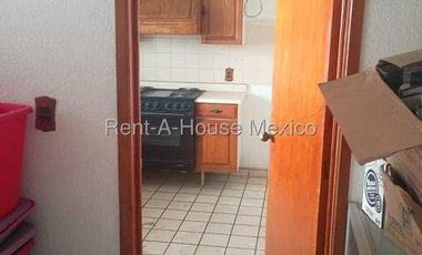 Casa en Venta en Jardines del Alba, 	Cuautitlan Izcalli CR 26-2665.