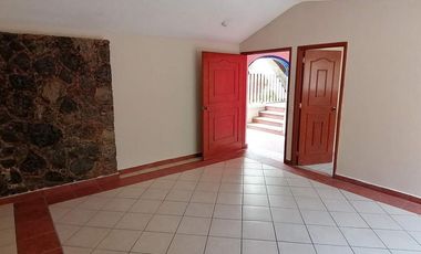 Renta Casa Fracc. Jardines de Tlaltenango