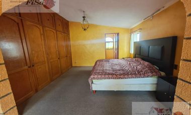 CASA EN RENTA PASEO DE LA LAJA