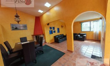 CASA EN RENTA PASEO DE LA LAJA