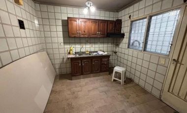 Casa a refaccionar en Centro de San Martin