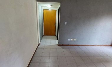 VENTA DEPARTAMENTO 3 AMB MONTE GRANDE CON COCHERA