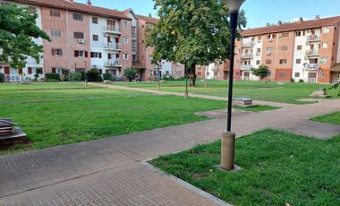 VENTA DEPARTAMENTO 3 AMB MONTE GRANDE CON COCHERA
