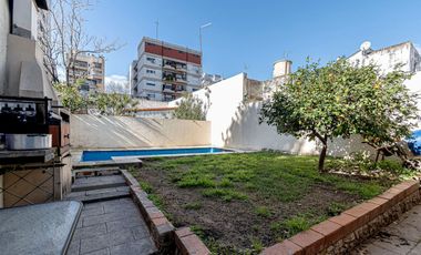 Venta Casa 4 amb en San Martin con Pileta y Jardín