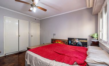 Venta Casa 4 amb en San Martin con Pileta y Jardín