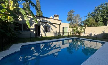 VENTA CASA 4 ambientes MONTECARLO PILAR