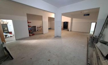 VENTA BLOQUE GALPON + DEPTO 3 AMB A ESTRENAR J C P