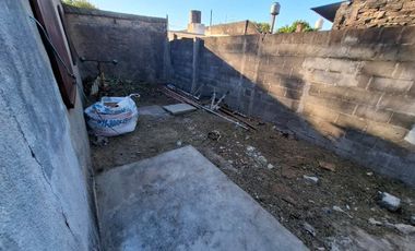 VENTA BLOQUE GALPON + DEPTO 3 AMB A ESTRENAR J C P