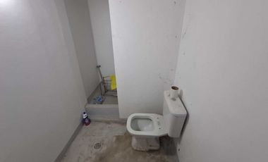 VENTA BLOQUE GALPON + DEPTO 3 AMB A ESTRENAR J C P