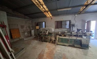 VENTA BLOQUE GALPON + DEPTO 3 AMB A ESTRENAR J C P