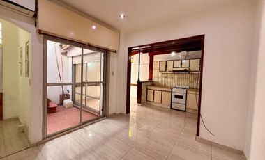 ALQUILER PH 2 AMB A 3 CUADRAS DE AV. 25 DE MAYO.