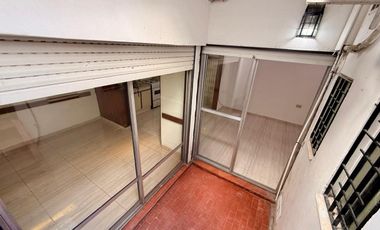 ALQUILER PH 2 AMB A 3 CUADRAS DE AV. 25 DE MAYO.