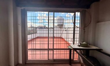 ALQUILER PH 2 AMB A 3 CUADRAS DE AV. 25 DE MAYO.