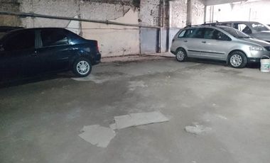GALPON+DEPTO 3 AMB C/PATIO Y BALCON LANUS ESTE