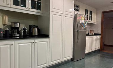 Venta departamento Avellaneda de Categoría Cochera