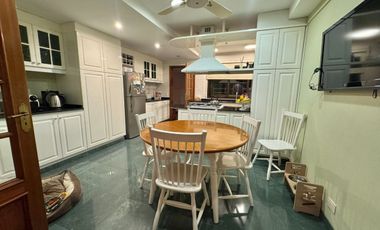 Venta departamento Avellaneda de Categoría Cochera