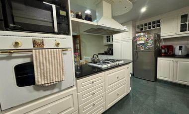 Venta departamento Avellaneda de Categoría Cochera