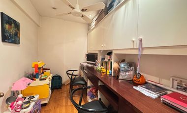 Venta departamento Avellaneda de Categoría Cochera