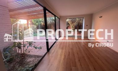 ARRIENDO DE CASA EN HUECHURABA, CONDOMINIO CERRADO PEDRO FONTOVA
