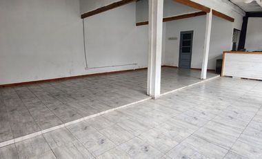 ALQUILER LOCAL COMERCIAL 400M² GRAND BOURG