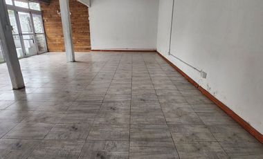 ALQUILER LOCAL COMERCIAL 400M² GRAND BOURG