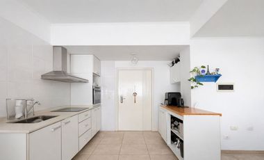 VENTA DEPTO 2 AMB CON COCHERA +BAULERA AVEL CENTRO