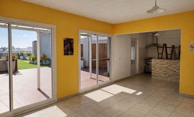 VENTA DEPTO 2 AMB CON COCHERA +BAULERA AVEL CENTRO