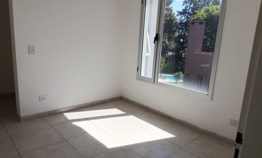 CASA 5 AMB. EN ALQUILER B° ALVEAR DE BENAVIDEZ