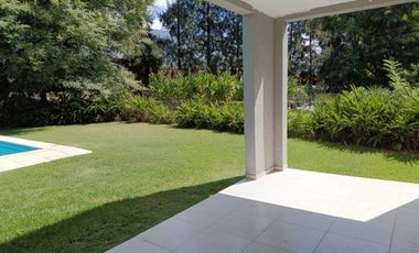 CASA 5 AMB. EN ALQUILER B° ALVEAR DE BENAVIDEZ