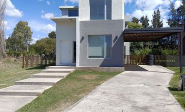 CASA 5 AMB. EN ALQUILER B° ALVEAR DE BENAVIDEZ