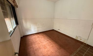 ALQUILER PH 3 AMBIENTES EN MORON