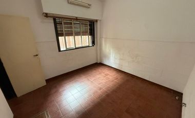 ALQUILER PH 3 AMBIENTES EN MORON