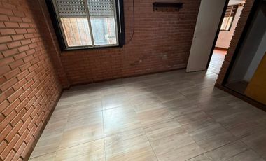 ALQUILER PH 3 AMBIENTES EN MORON