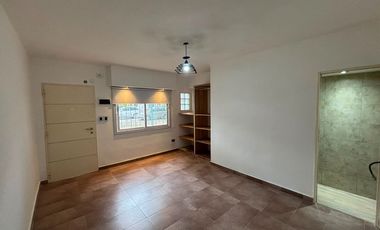 Departamento en alquiler en Merlo Sur