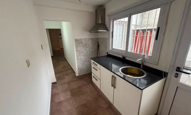 Departamento en alquiler en Merlo Sur