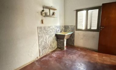 Casa para 2 Familias en venta en Lanus Este