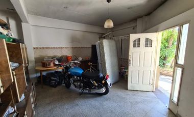 Casa para 2 Familias en venta en Lanus Este