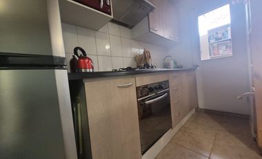 CERCA DE METRO A 5 MINUTOS CAMINANDO