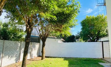 Casa en venta c/ cochera en San José