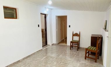 Casa en venta c/ cochera en San José