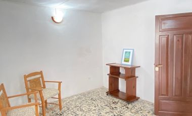 Casa en venta c/ cochera en San José