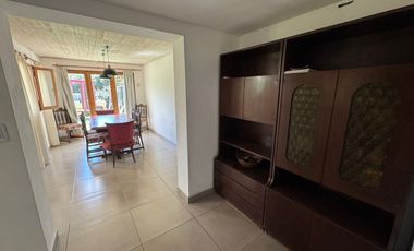 Casa en venta c/ cochera en Sierra de la Ventana