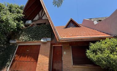 CHALET EN VENTA 4 AMBIENTES LOMAS DE ZAMORA