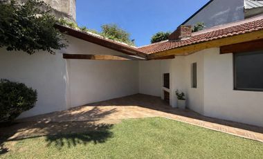 CHALET EN VENTA 4 AMBIENTES LOMAS DE ZAMORA